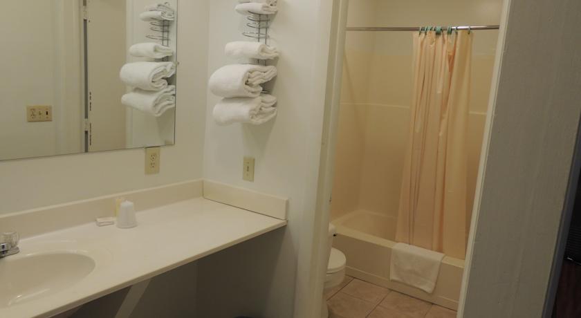 Windsor Motel Groton Quarto foto